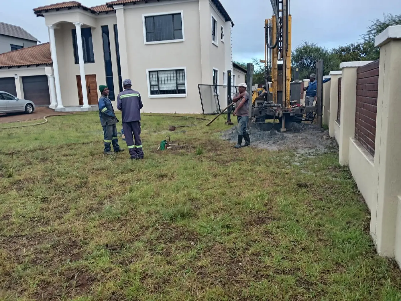 Professional Borehole Drilling in Kosmos – AquaMile borehole project